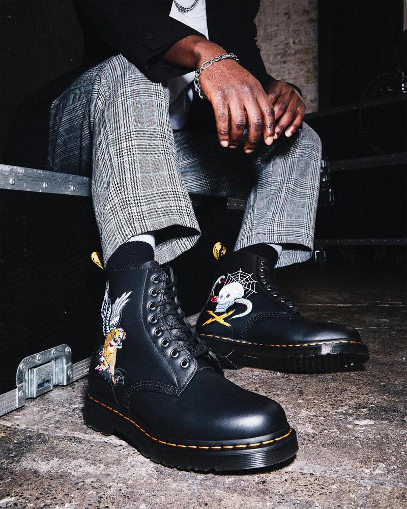 Black Men's Dr Martens 1460 Souvenir Embroidered Leather Ankle Boots | CA 415FDN